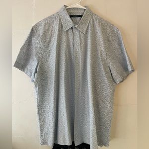 Perry Ellis Hawaiian style, short sleeve shirt baby blue